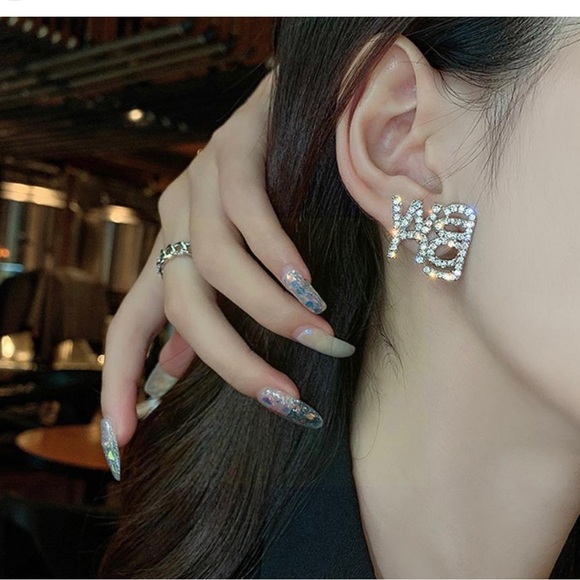 Brand new silver WANG Crystal stud earrings - Picture 1 of 5